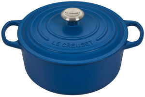 Le Creuset 5.5 qt. Signature Round French Oven