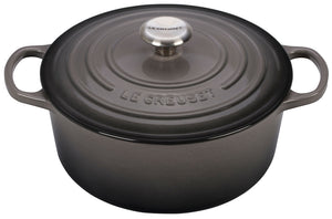 Le Creuset 5.5 qt. Signature Round French Oven